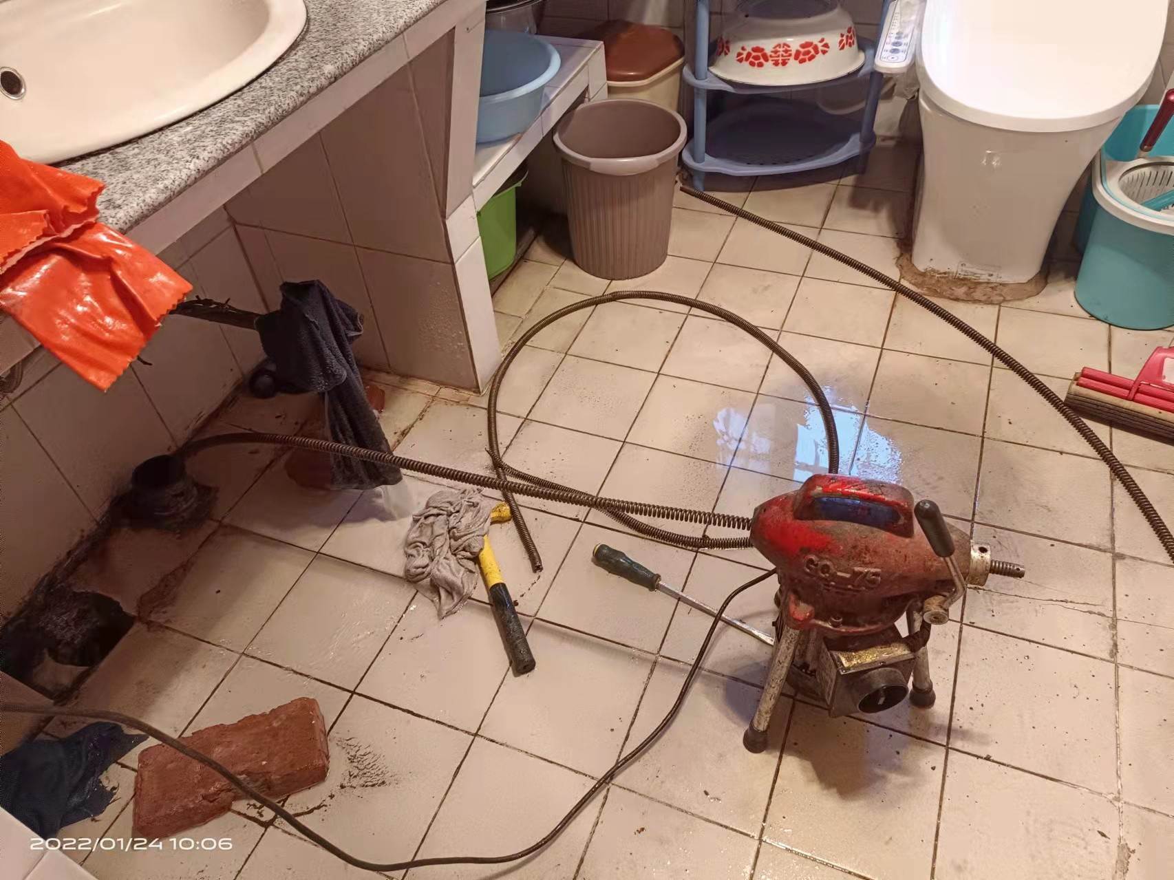 兴和疏通厨房下水道，地漏疏通